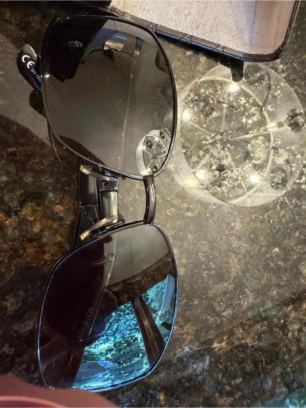 Gucci Black Men’s Sunglasses with Branded Case